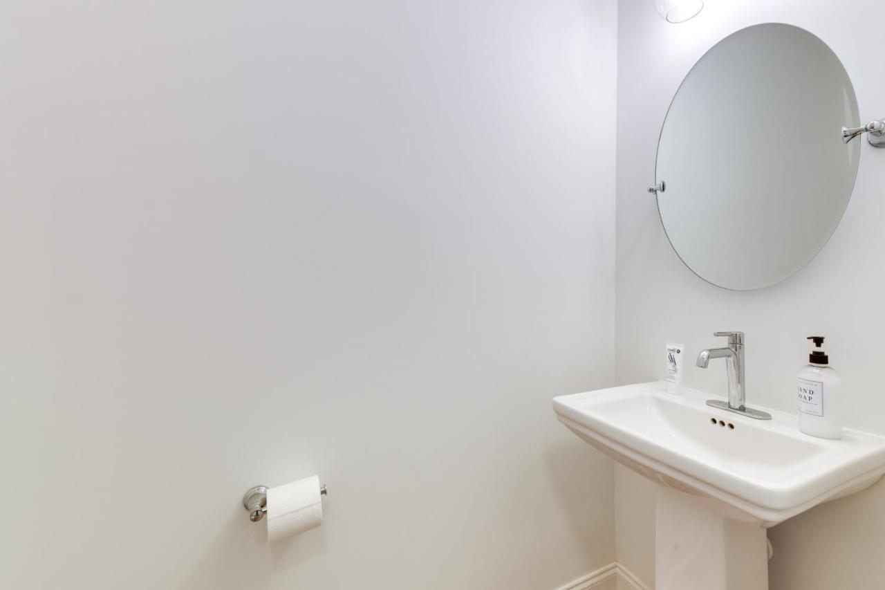 Getaway With Yard - 3 Mi To Uptown! Charlotte