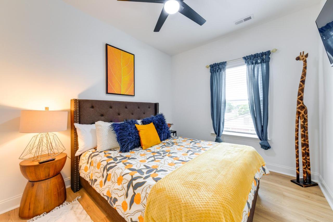 Getaway With Yard - 3 Mi To Uptown! Holiday home *